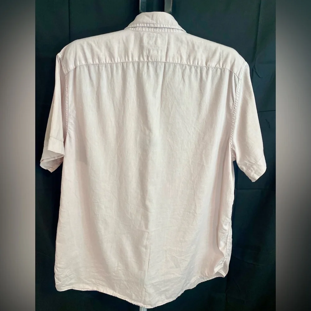 Banana Republic Light Pink Casual Button-Down Shirt‎